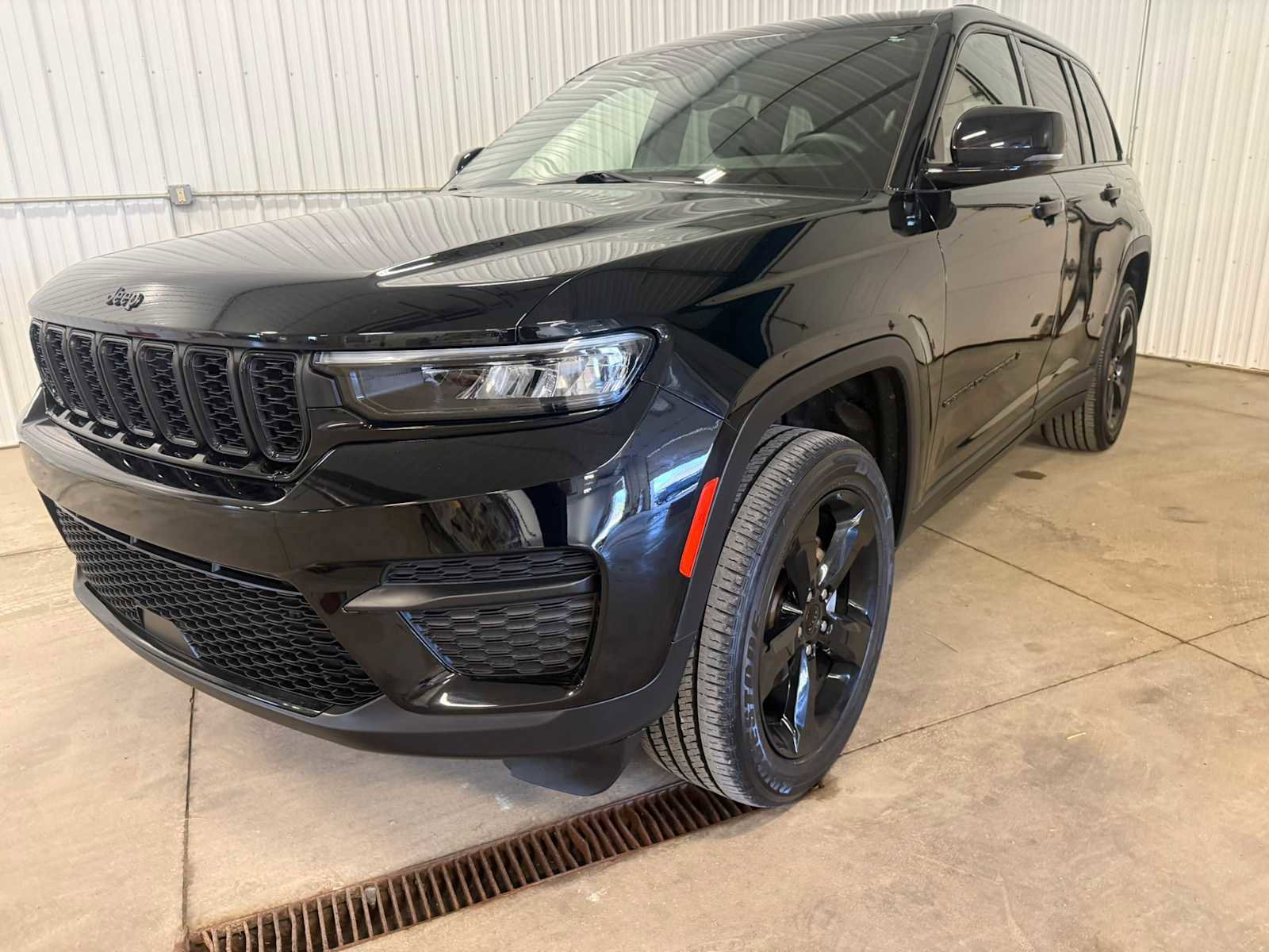 Certified 2023 Jeep Grand Cherokee Altitude
