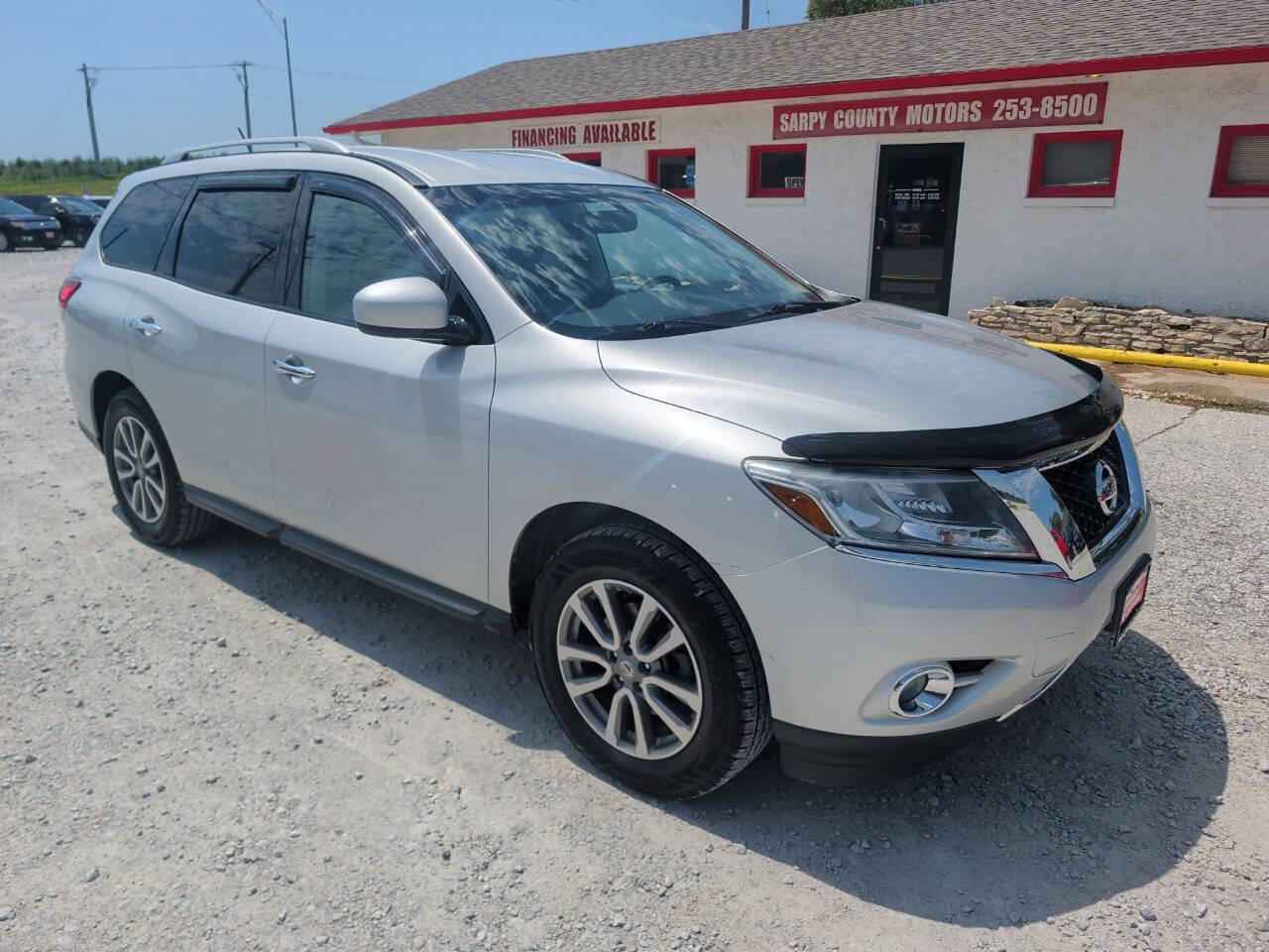 Used 2016 Nissan Pathfinder SV