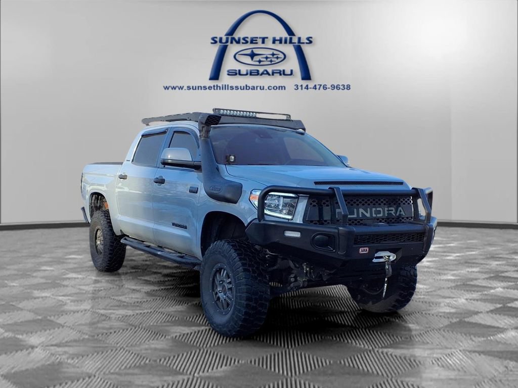 Used 2019 Toyota Tundra Limited w/ Limited Premium Package