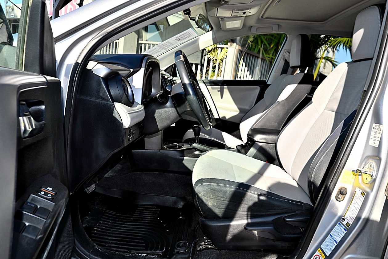 2016 Toyota RAV4 XLE