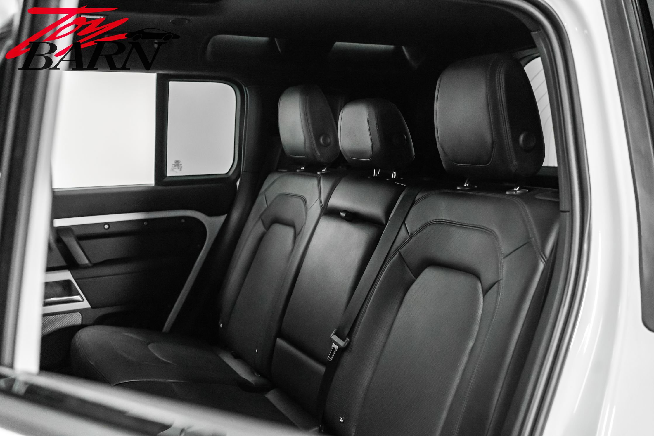 2024 Land Rover Defender 110 S