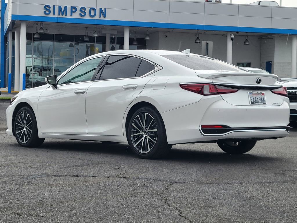 2024 Lexus ES 300h