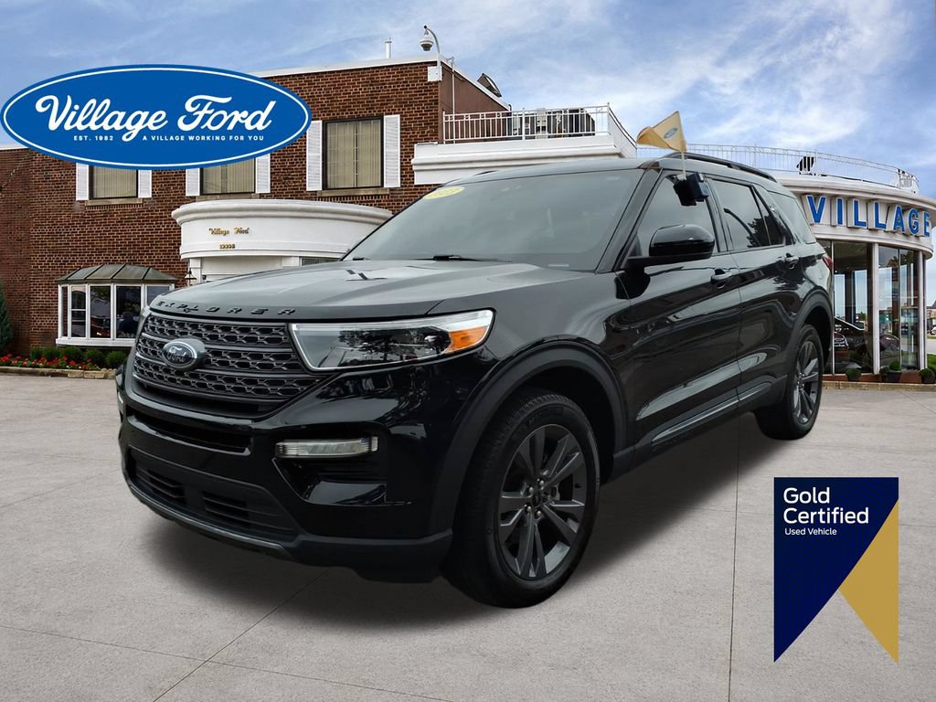 Certified 2023 Ford Explorer XLT w/ Equipment Group 202A