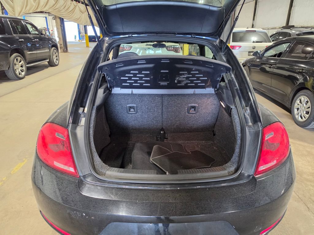 2012 Volkswagen Beetle 2.0T