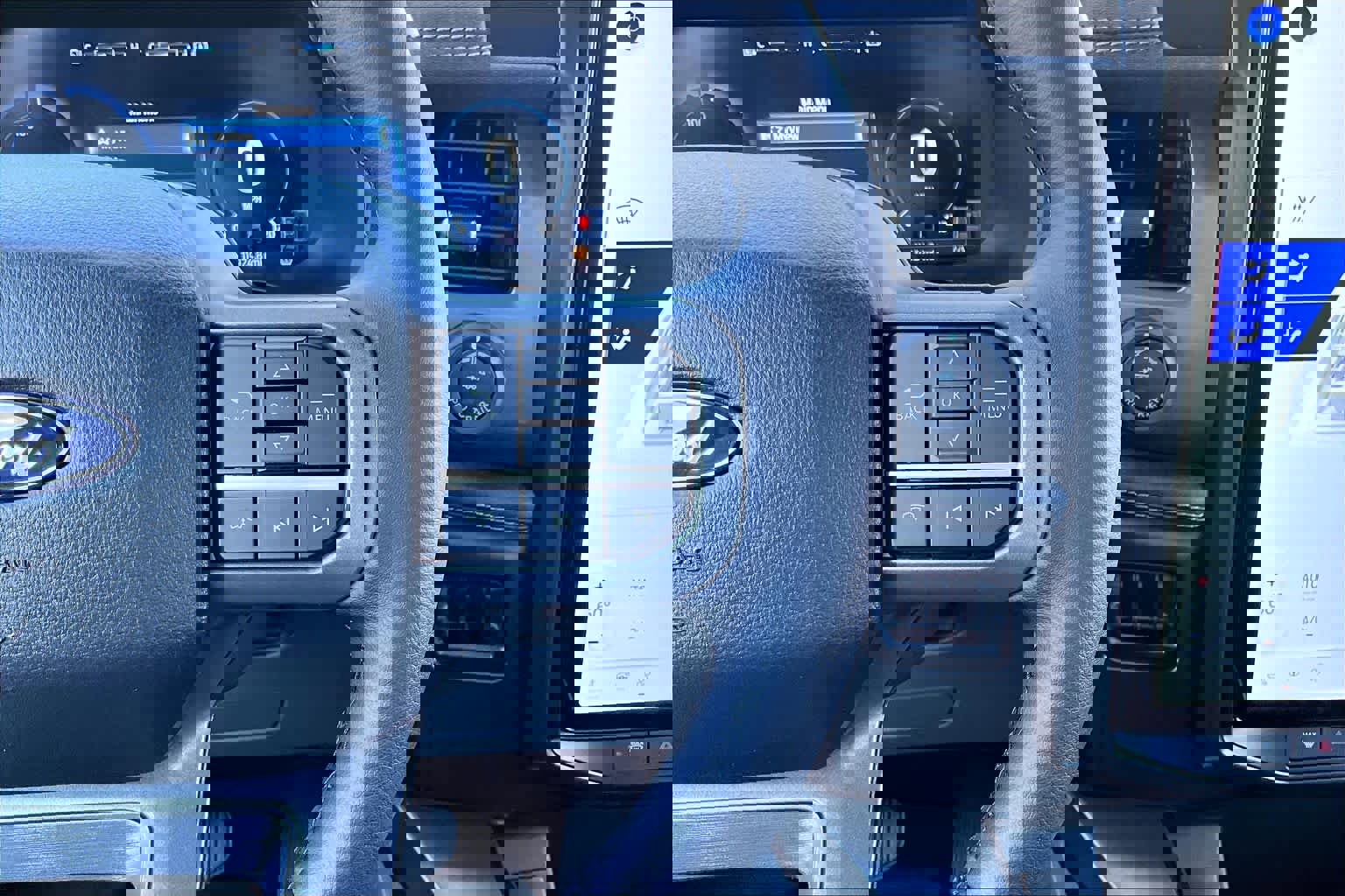 2025 Ford F150 Lightning Flash