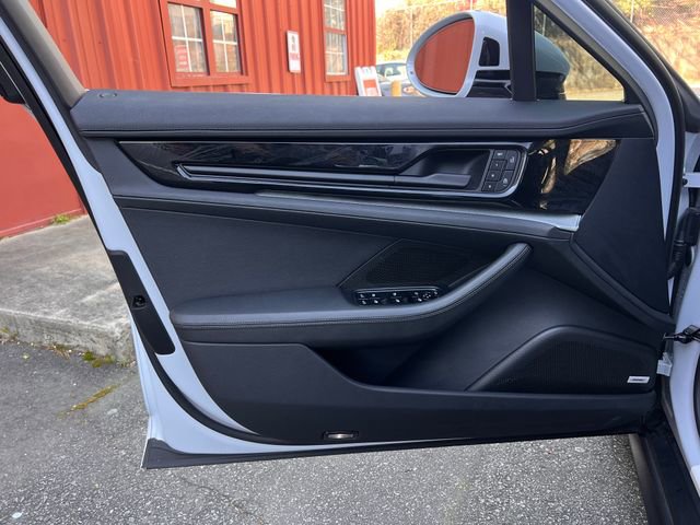 2025 Porsche Panamera