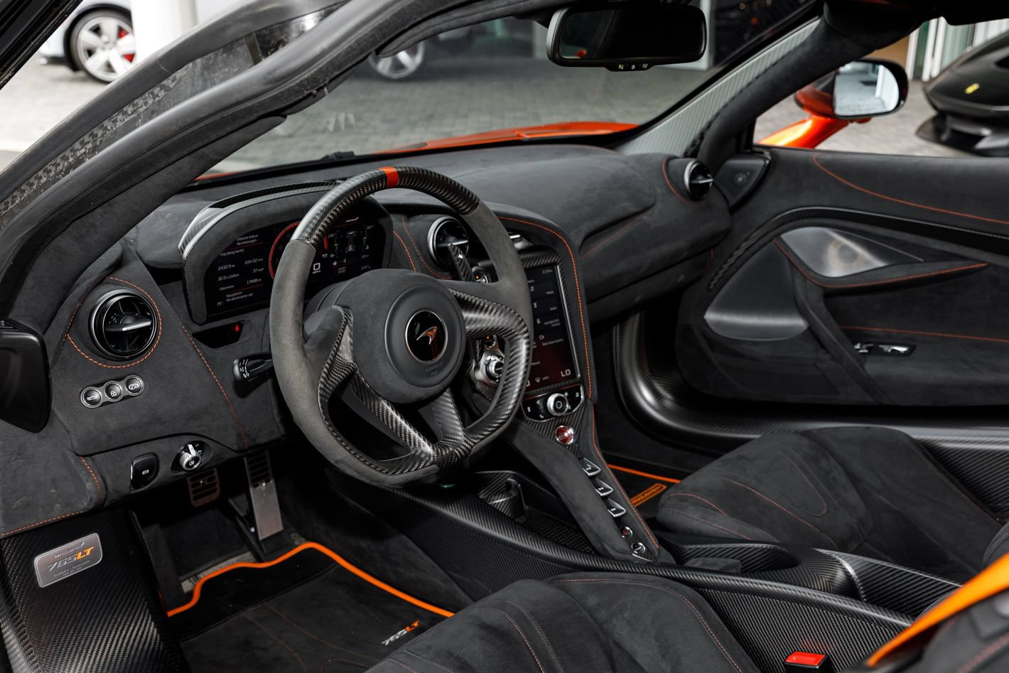 Used 2021 McLaren 765LT photo 63