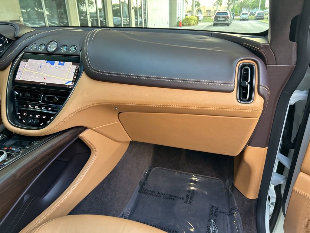 2021 Aston Martin DBX