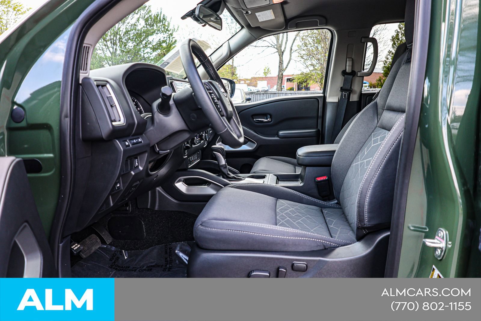 2025 Nissan Frontier SV