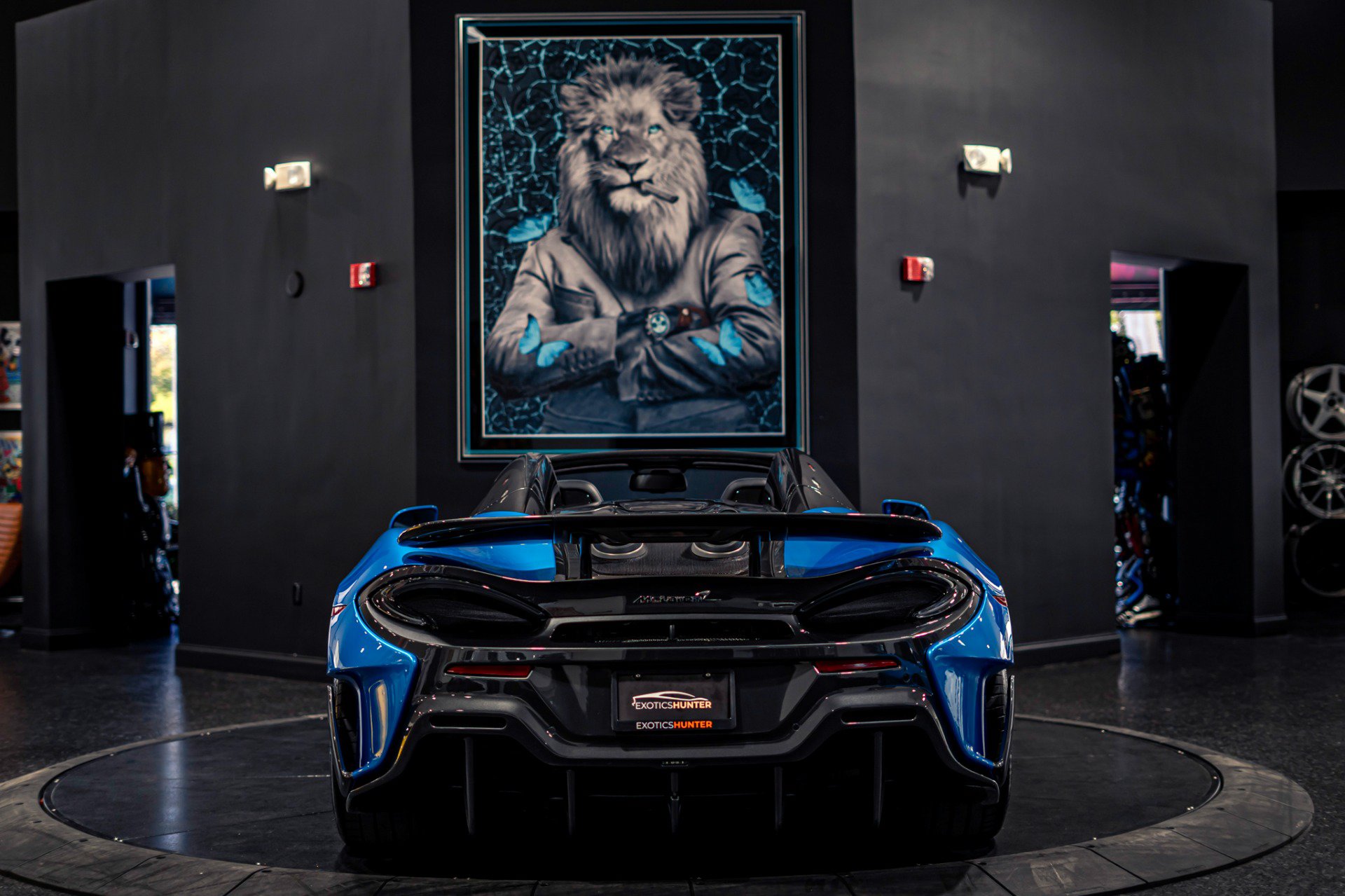 Used 2020 McLaren 600LT Spider photo 42