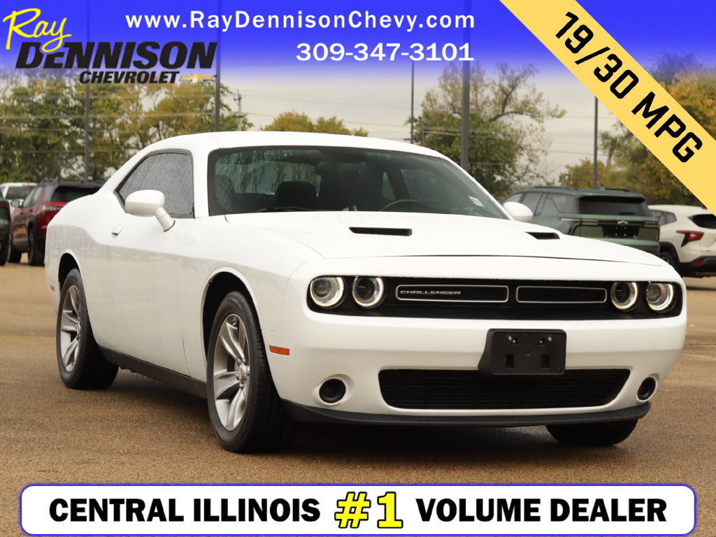 Used 2016 Dodge Challenger SXT