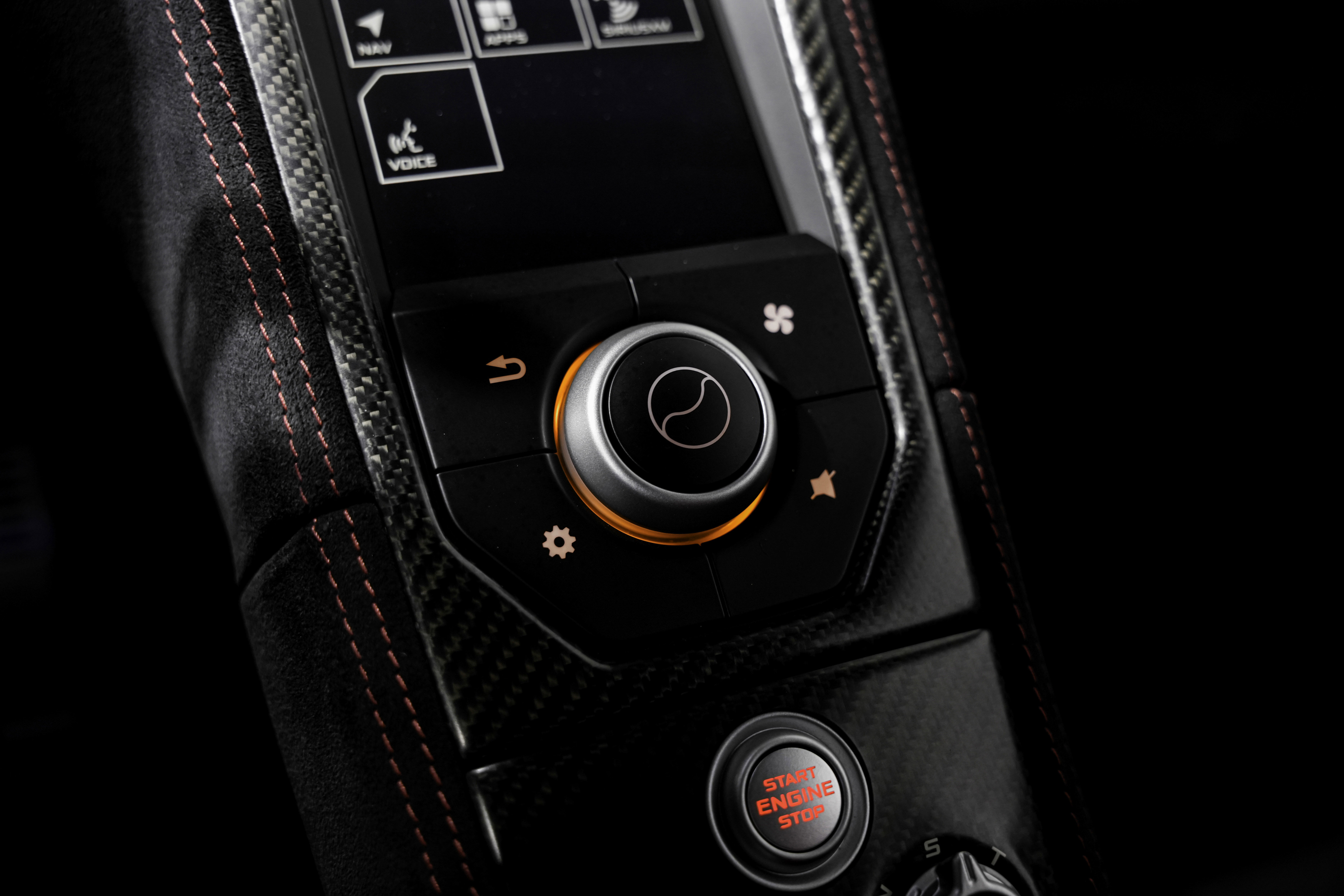 Used 2016 McLaren 675LT Coupe photo 15