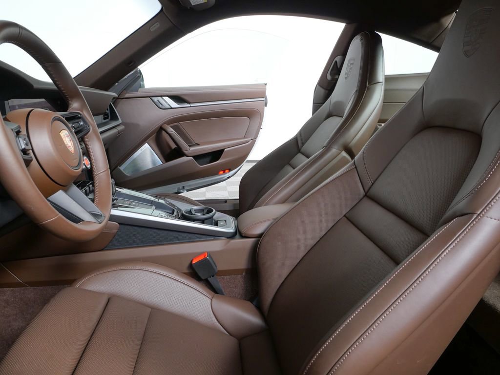 2025 Porsche 911 Carrera S