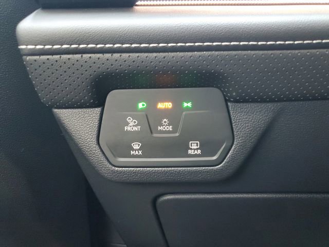 2026 Volkswagen Atlas Cross Sport SEL R-Line