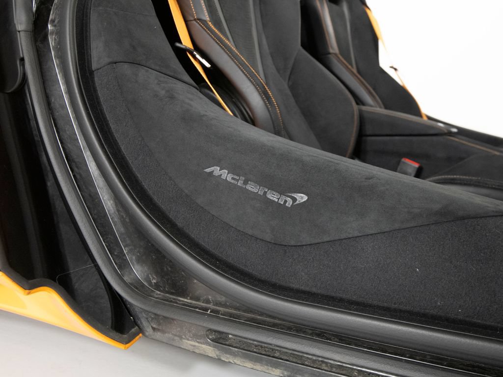 Used 2025 McLaren 750S photo 34
