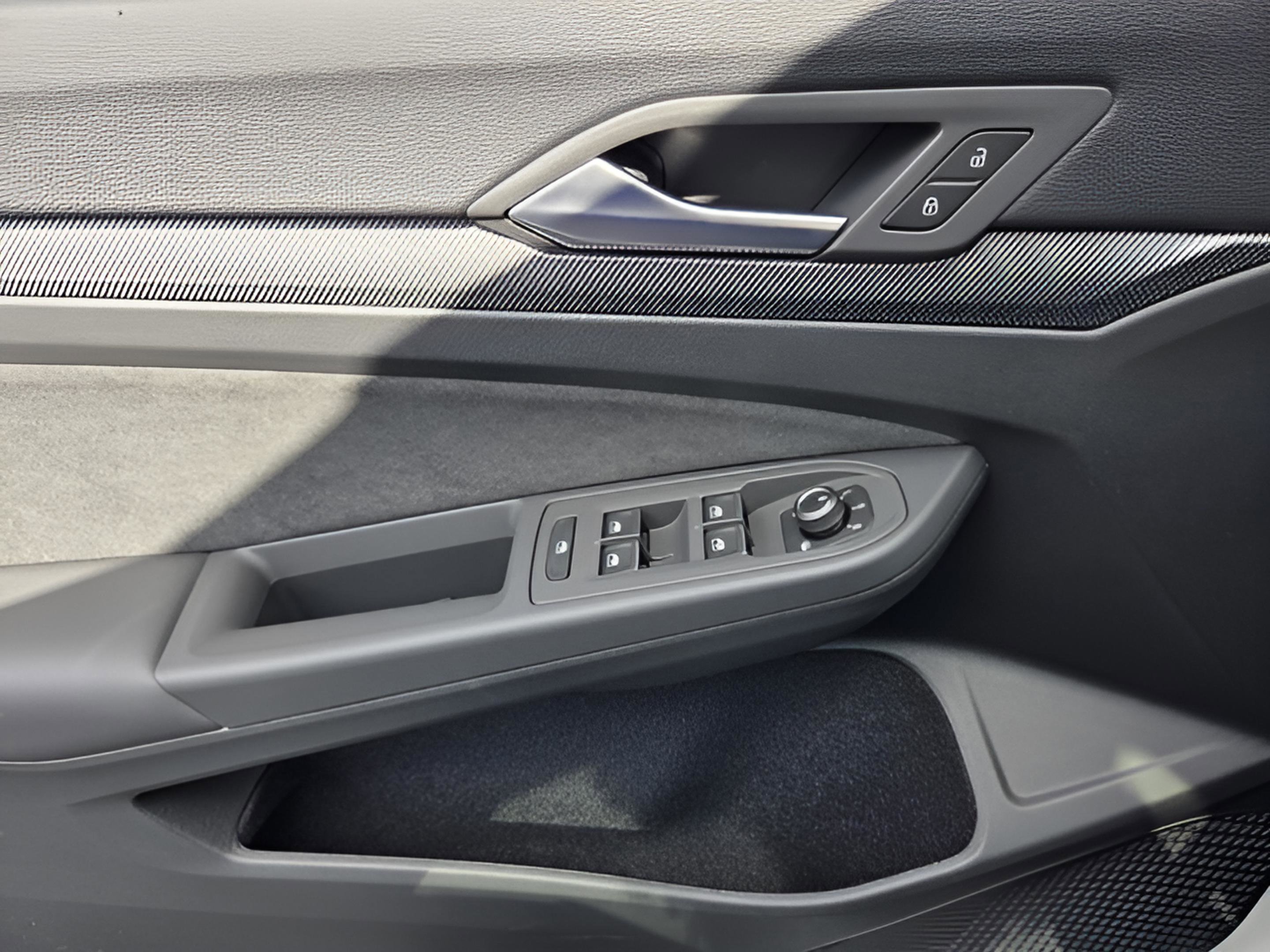 2026 Volkswagen Golf SE