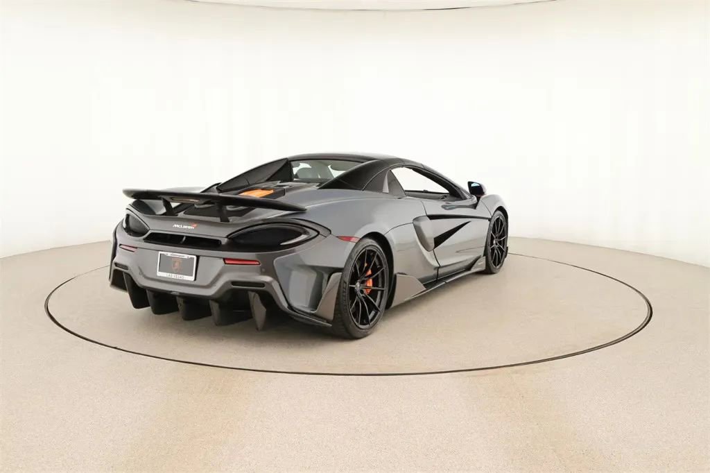 Used 2020 McLaren 600LT Spider photo 6