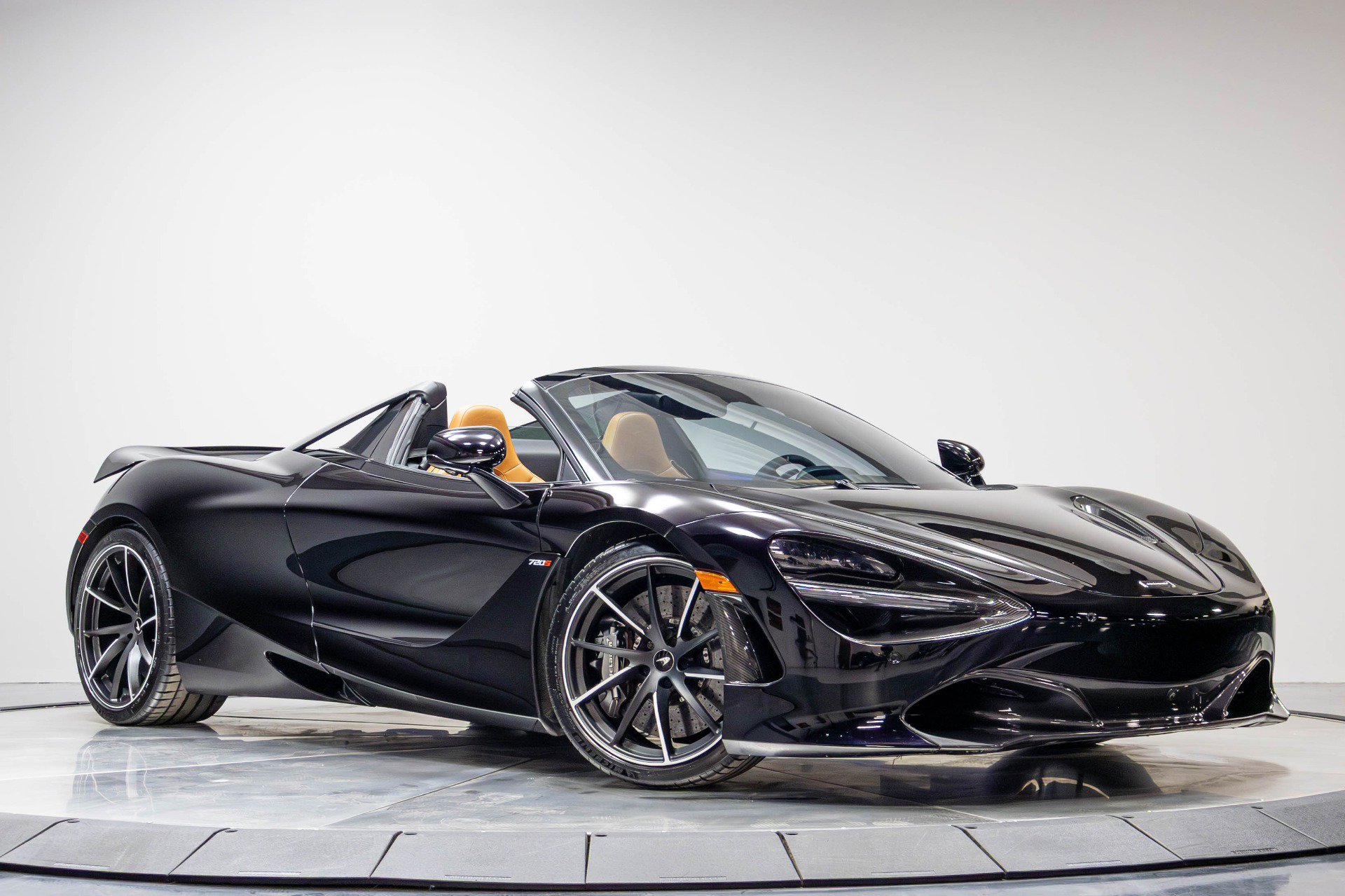 Used 2019 McLaren 720S Luxury photo 35