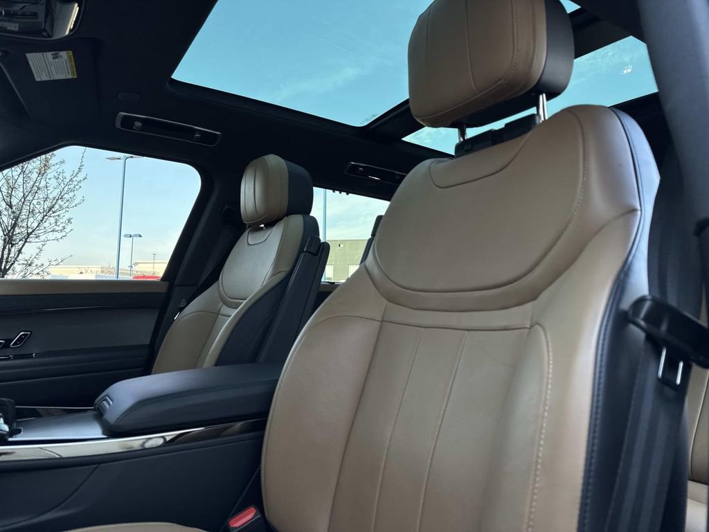 2025 Land Rover Range Rover Sport Dynamic SE