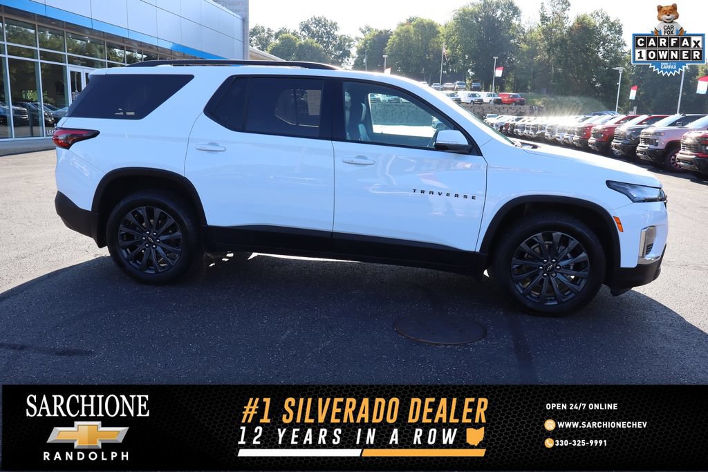 Used 2022 Chevrolet Traverse RS