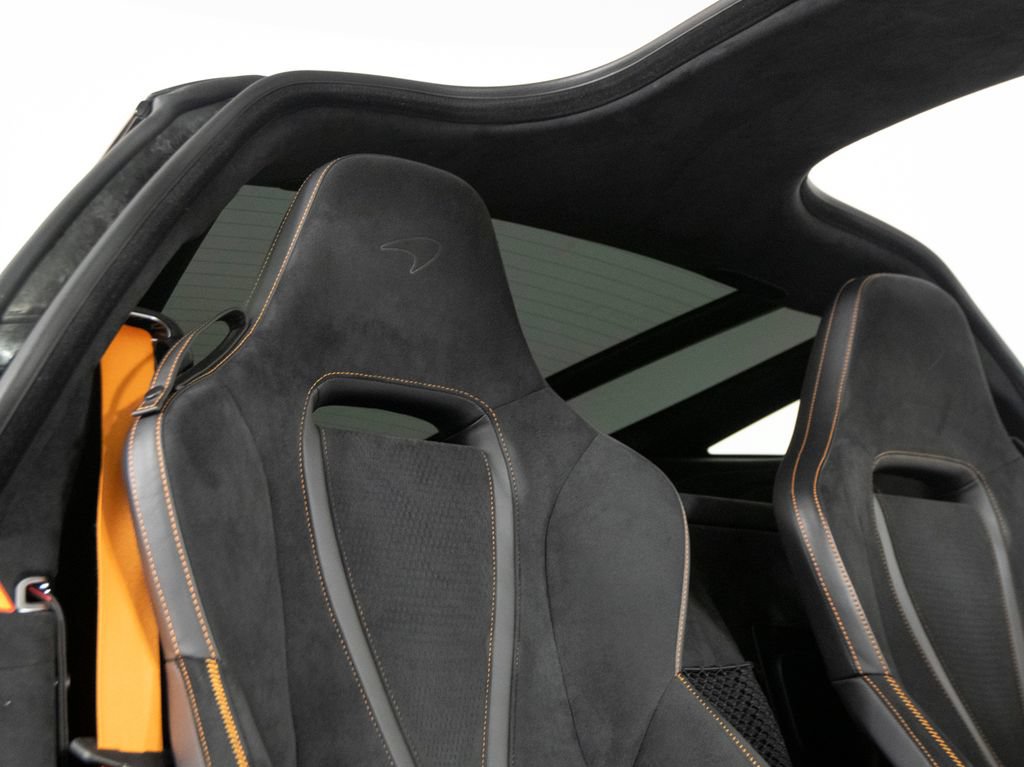 Used 2025 McLaren 750S photo 33