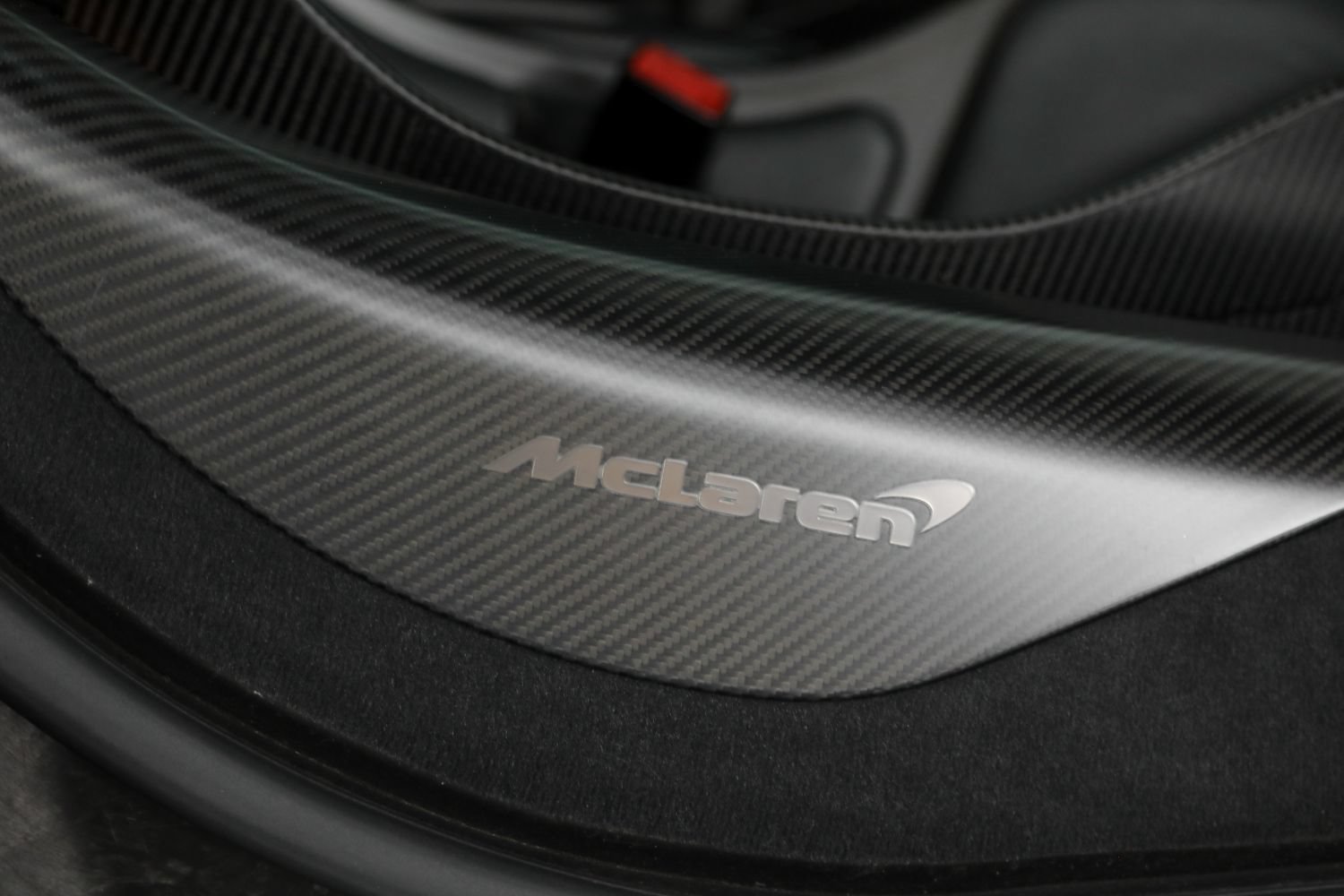Used 2021 McLaren 765LT photo 38