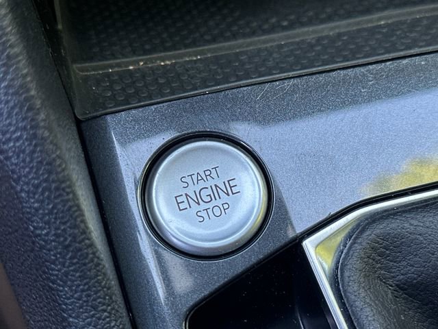 2023 Volkswagen Tiguan SE R-Line