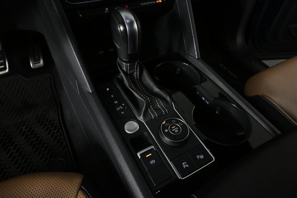 2022 Volkswagen Atlas Cross Sport SEL Premium R-Line