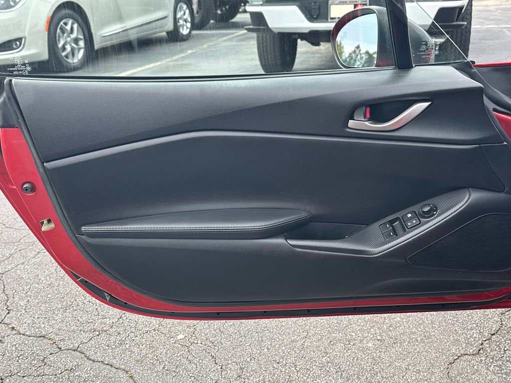 2020 MAZDA MX-5 Miata Sport