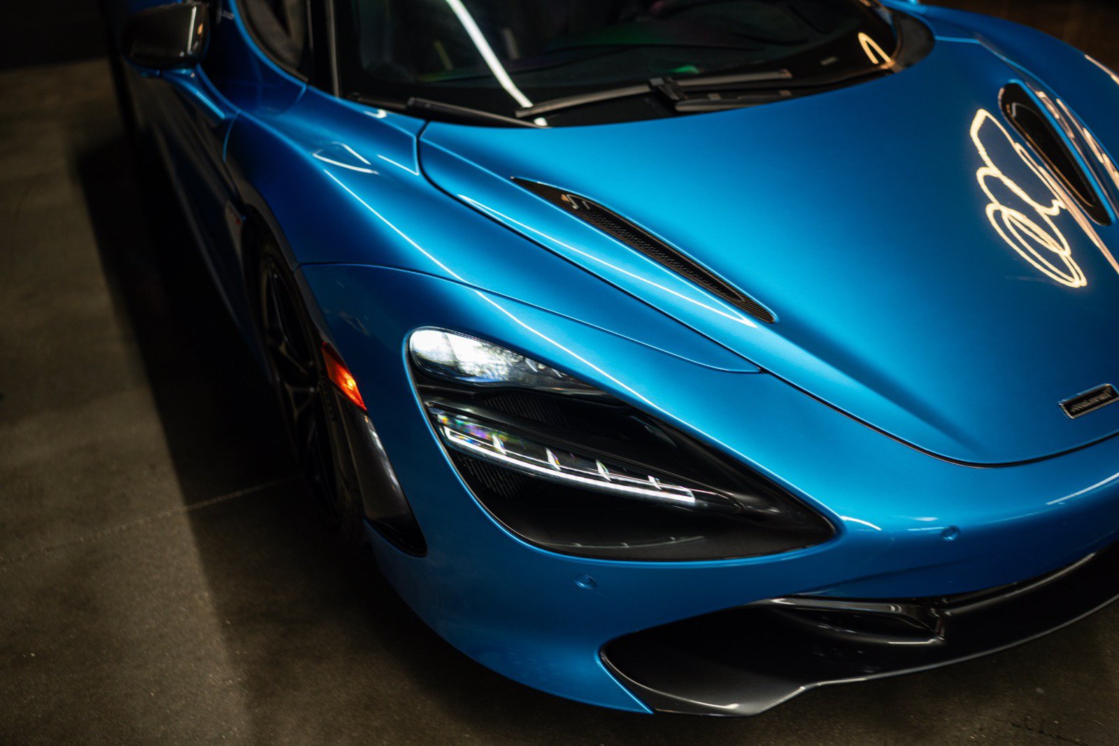 Used 2020 McLaren 720S Spider photo 6