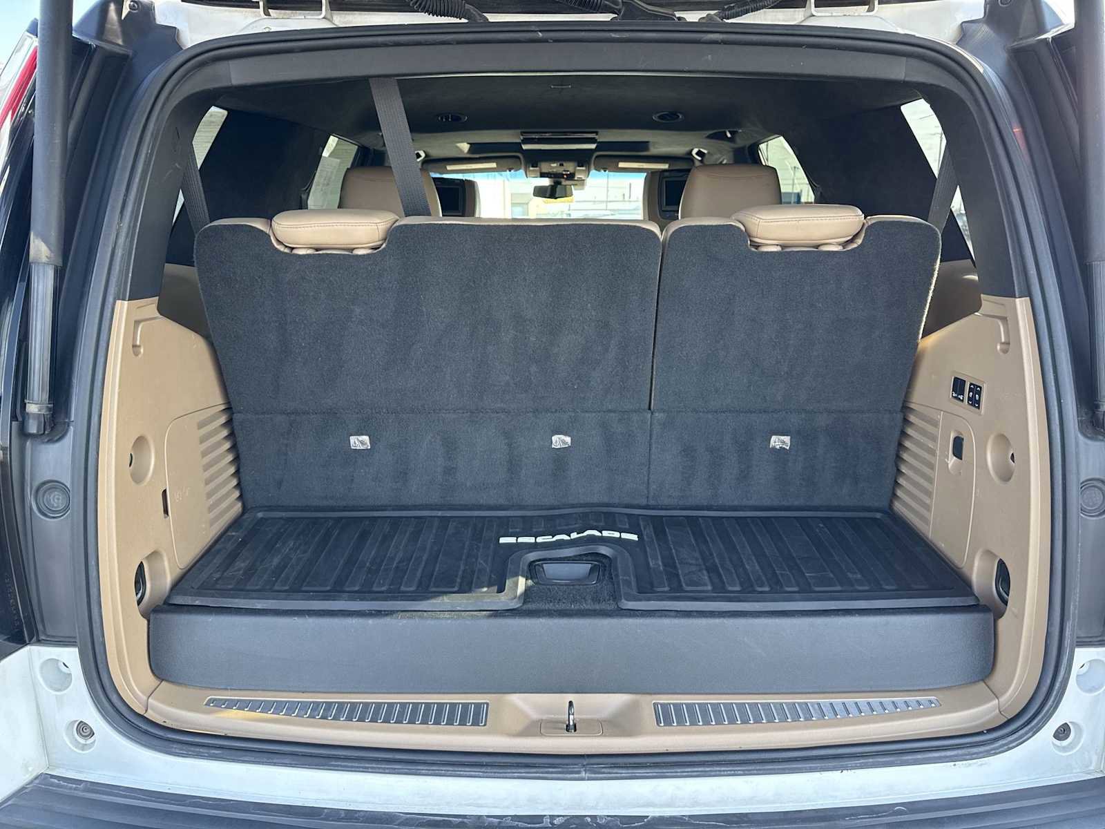 2019 Cadillac Escalade Platinum