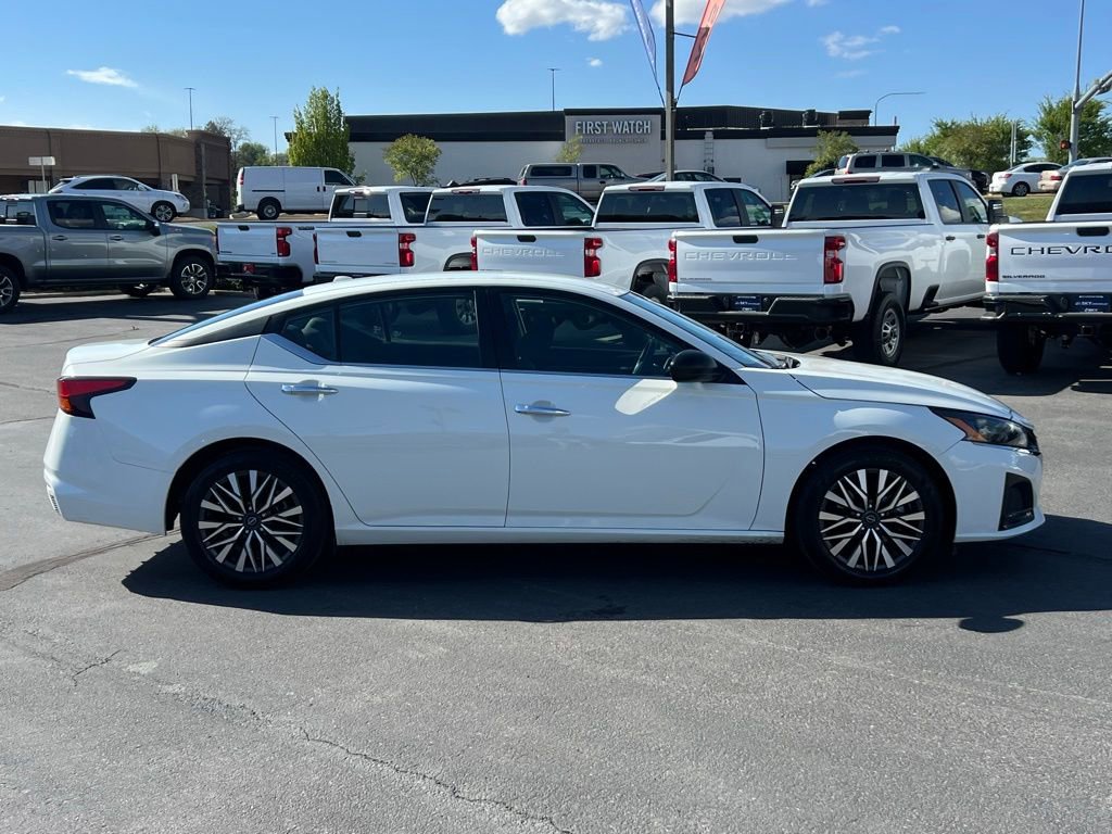 2025 Nissan Altima 2.5 SV