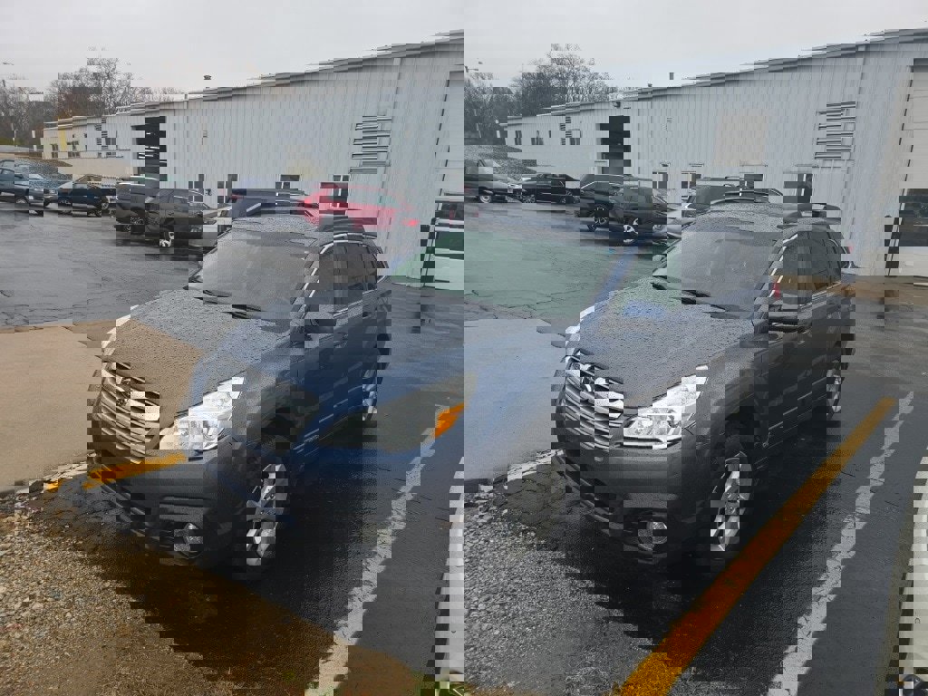 2013 Subaru Outback 2.5i Premium