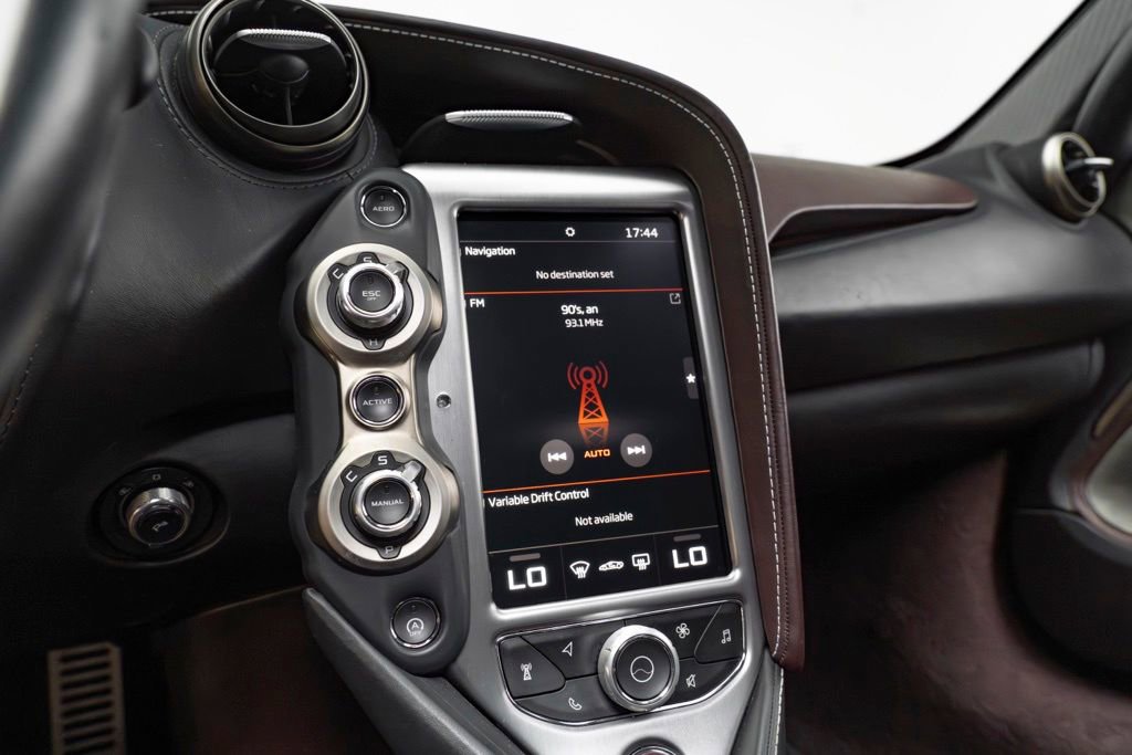 Used 2018 McLaren 720S Performance photo 27