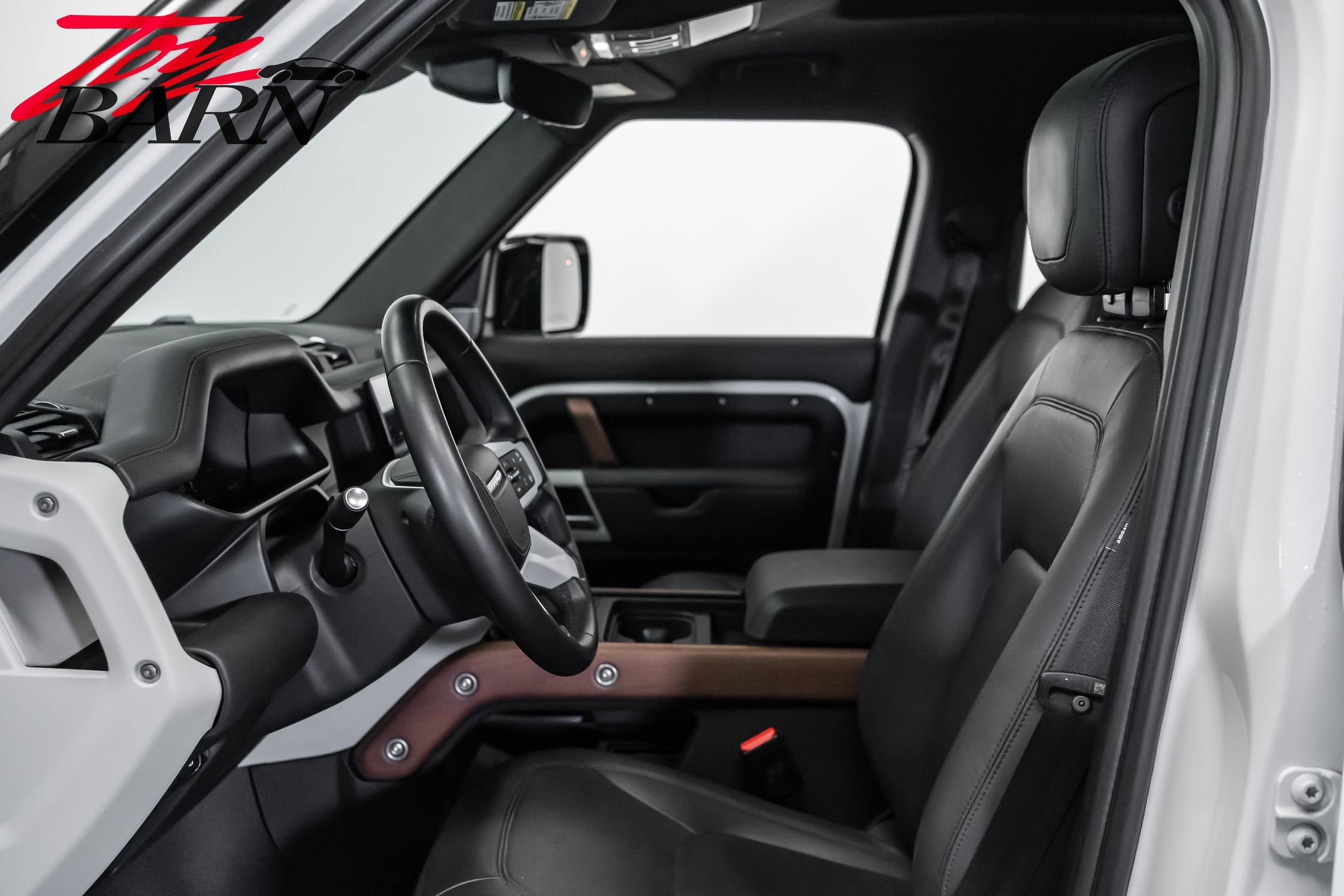 2023 Land Rover Defender 130 SE