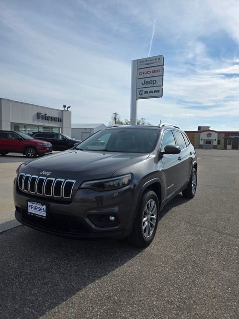 Used 2019 Jeep Cherokee Latitude Plus w/ Comfort/Convenience Group