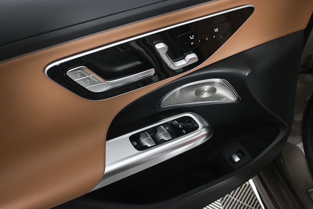 2025 Mercedes-Benz E 350 4MATIC Sedan