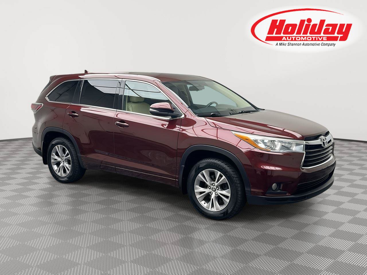 Used 2016 Toyota Highlander Plus