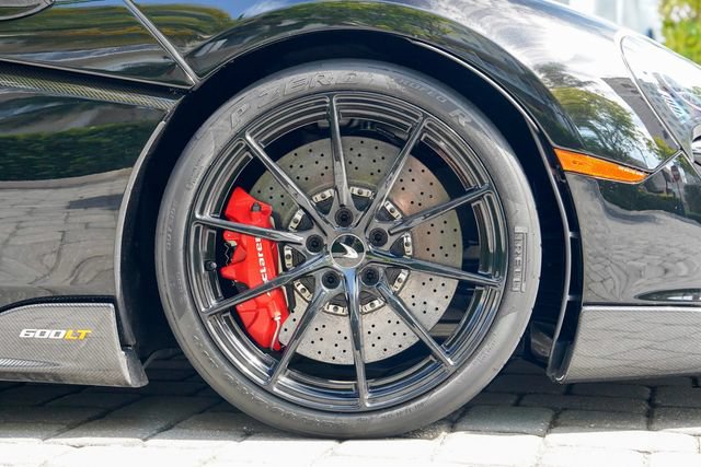 Used 2019 McLaren 600LT photo 35