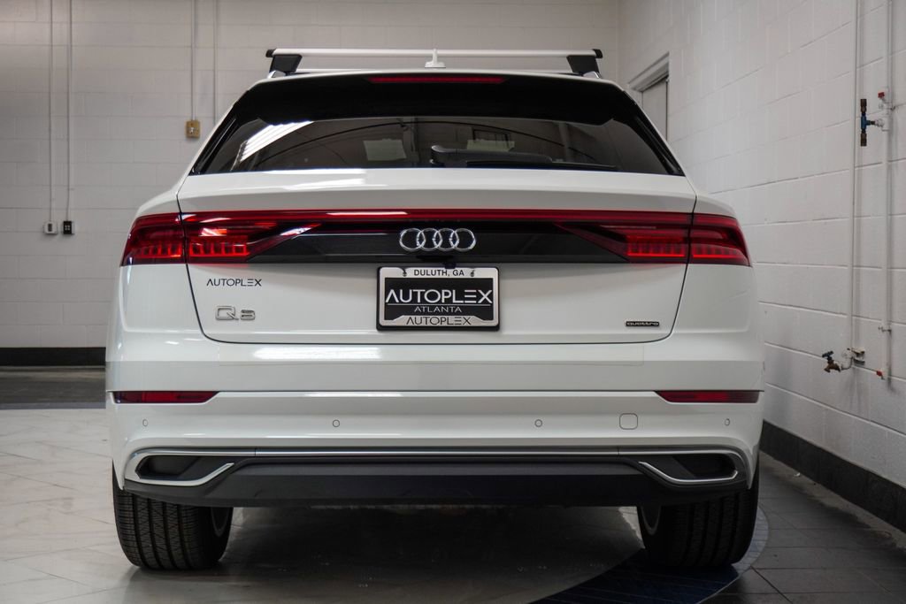 2022 Audi Q8 Premium Plus