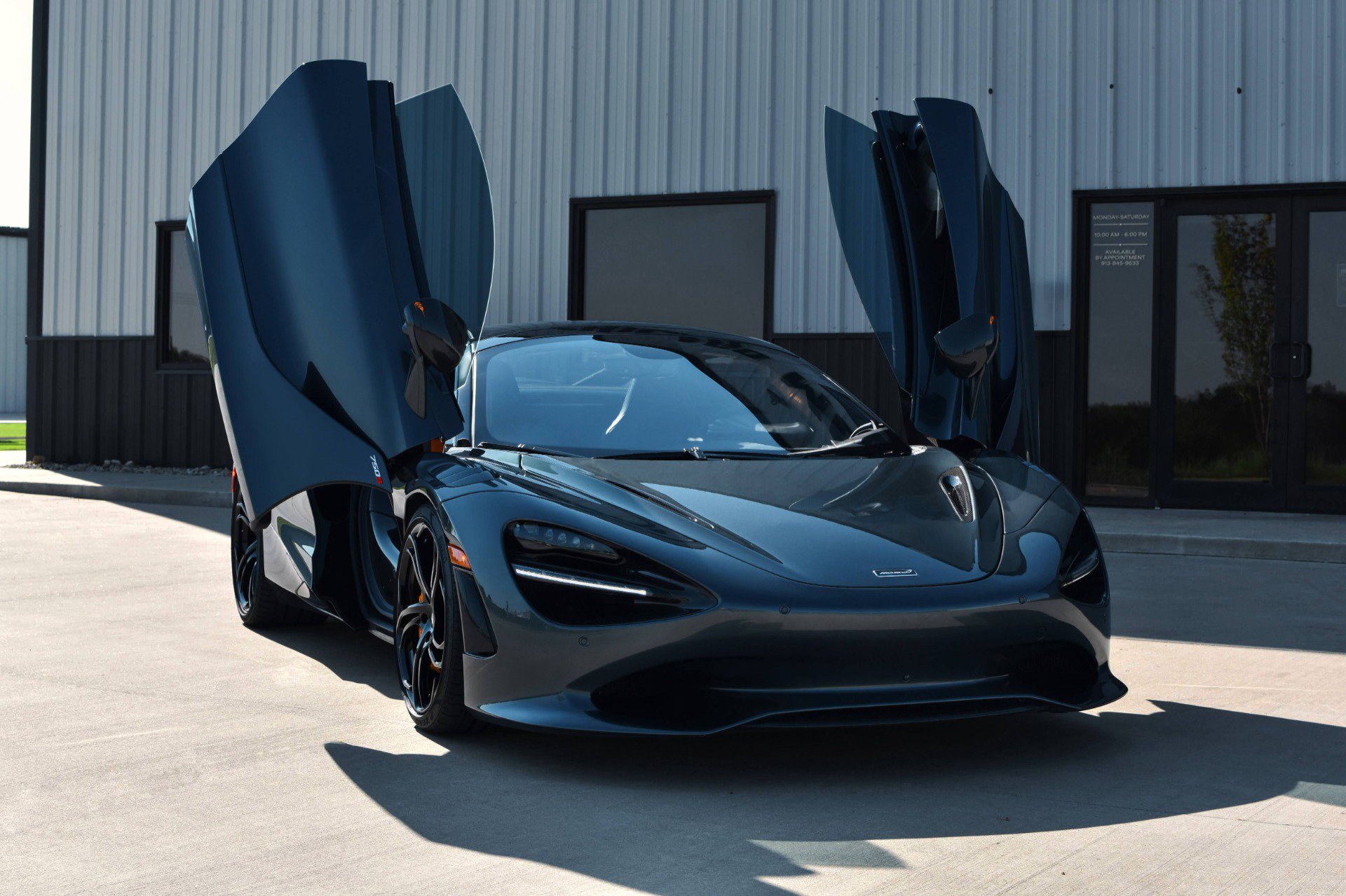 Used 2024 McLaren 750S Spider photo 9