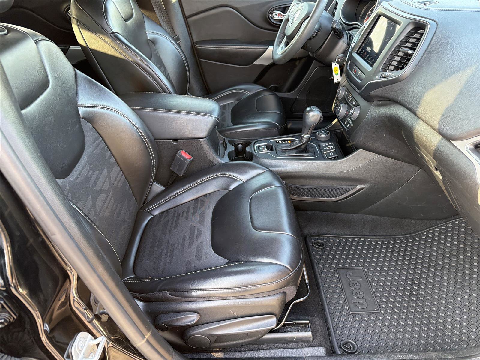 2022 Jeep Cherokee Latitude