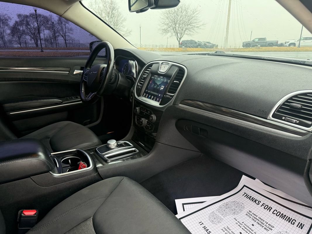 2019 Chrysler 300 Touring