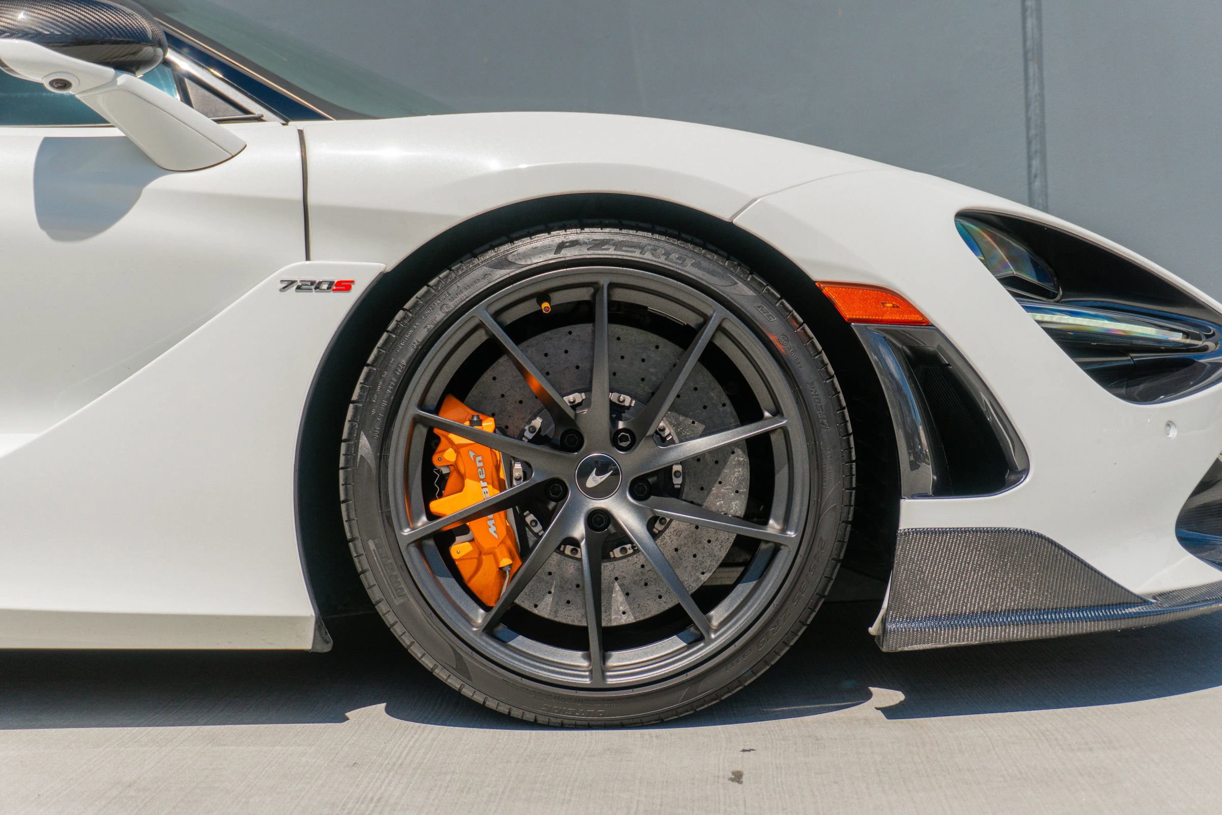 Used 2021 McLaren 720S Spider photo 39