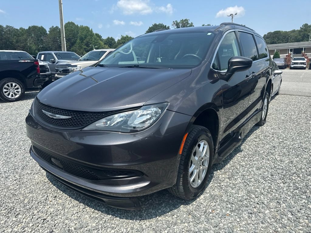 Used 2021 Chrysler Voyager Lxi w/ Cold Weather Group