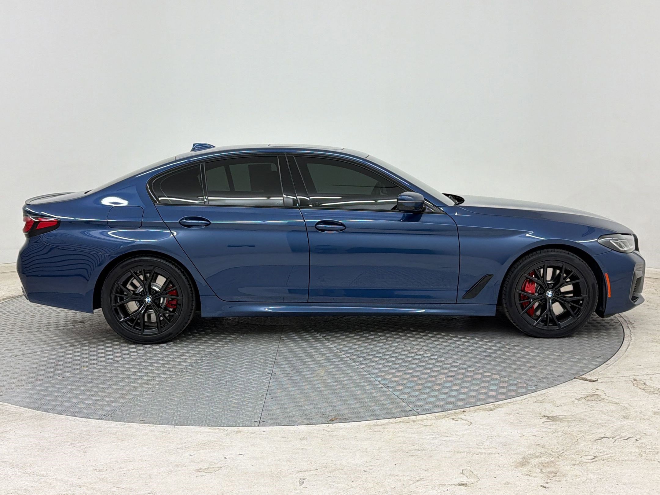 2023 BMW 540i xDrive