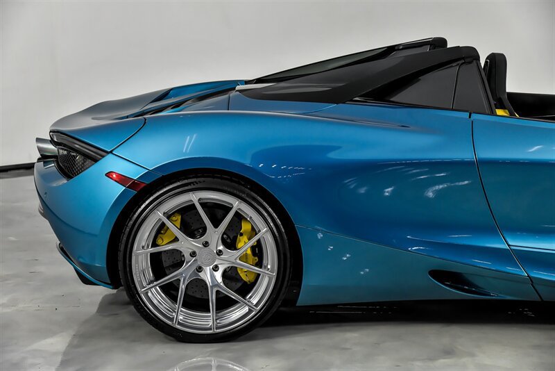 Used 2020 McLaren 720S Spider photo 12