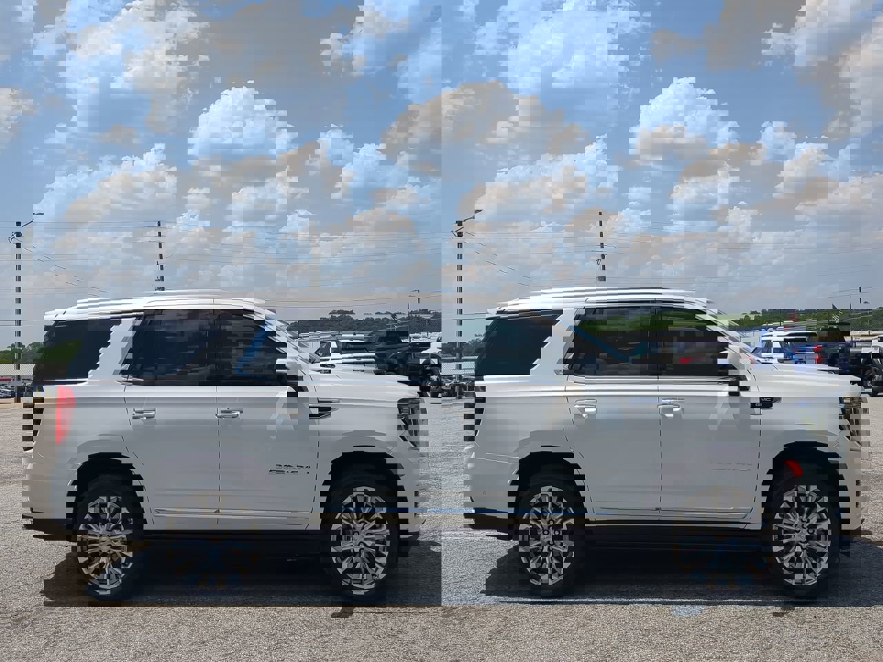 2023 GMC Yukon Denali