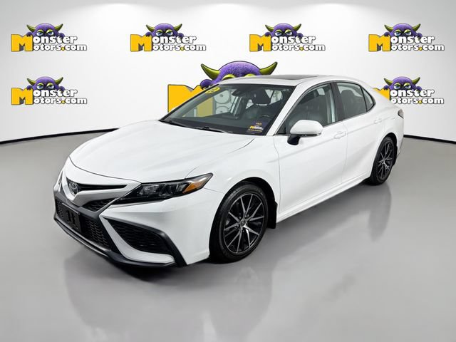 Used 2022 Toyota Camry SE
