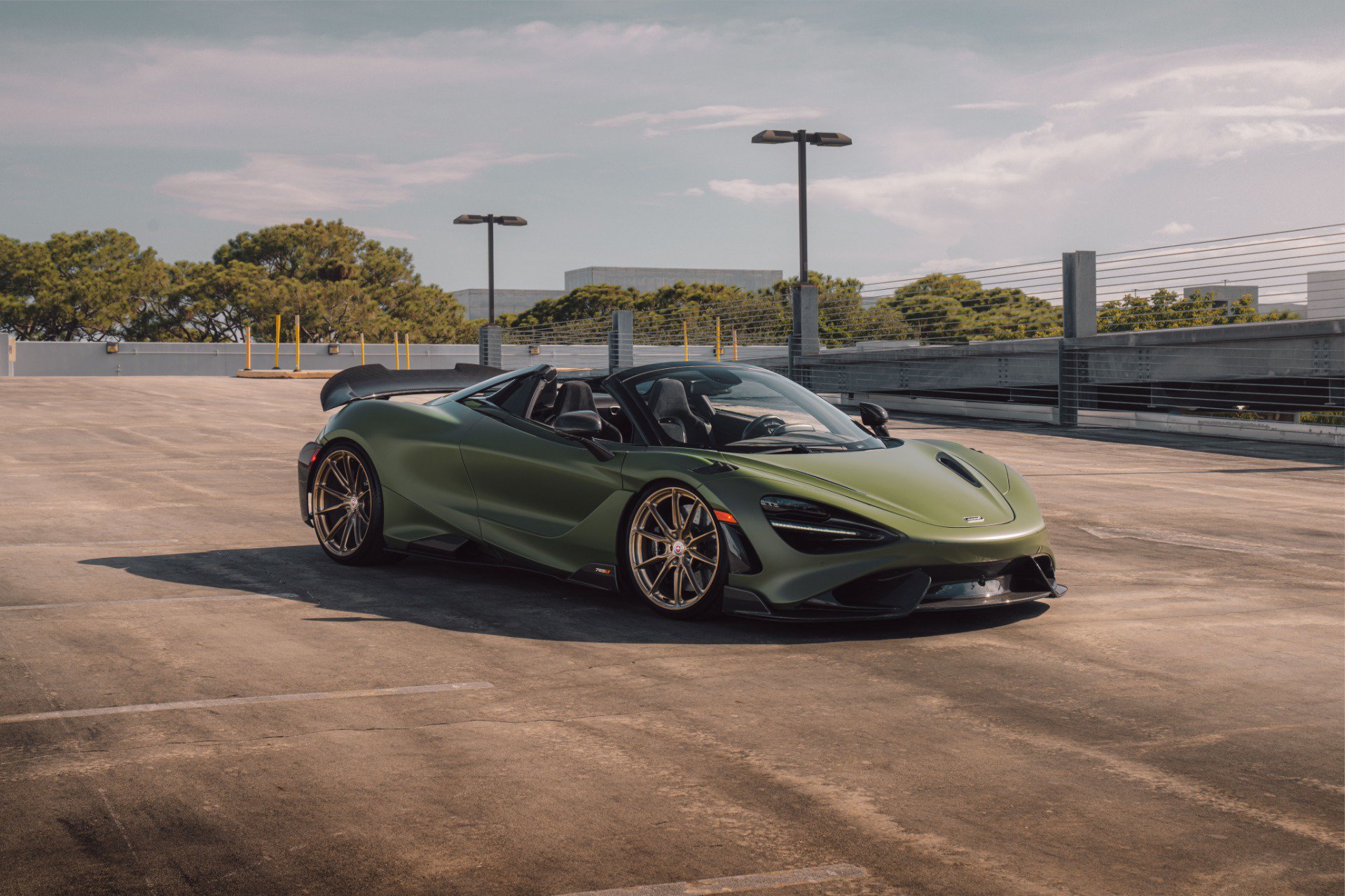 Used 2022 McLaren 765LT photo 73